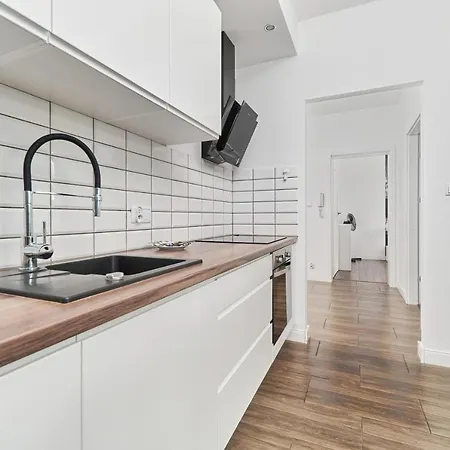 Odra Tower By Renters *