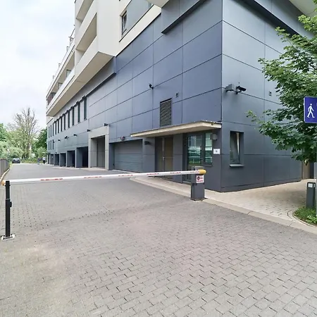 Odra Tower By Renters Apartamento Breslavia