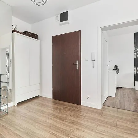 Odra Tower By Renters * ורוצלב