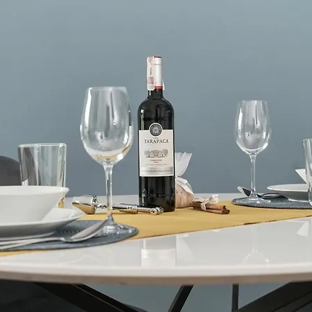 Odra Tower By Renters Apartamento Breslavia