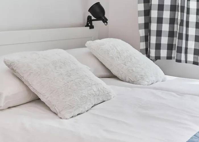 Odra Tower By Renters Wrocław